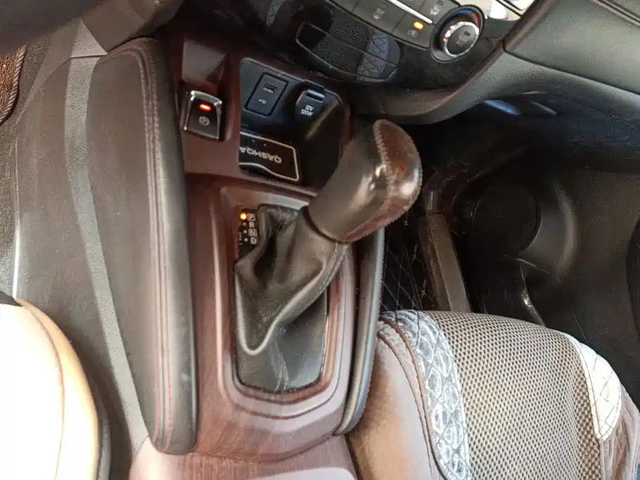 Nissan Qashqai — миниатюра 16