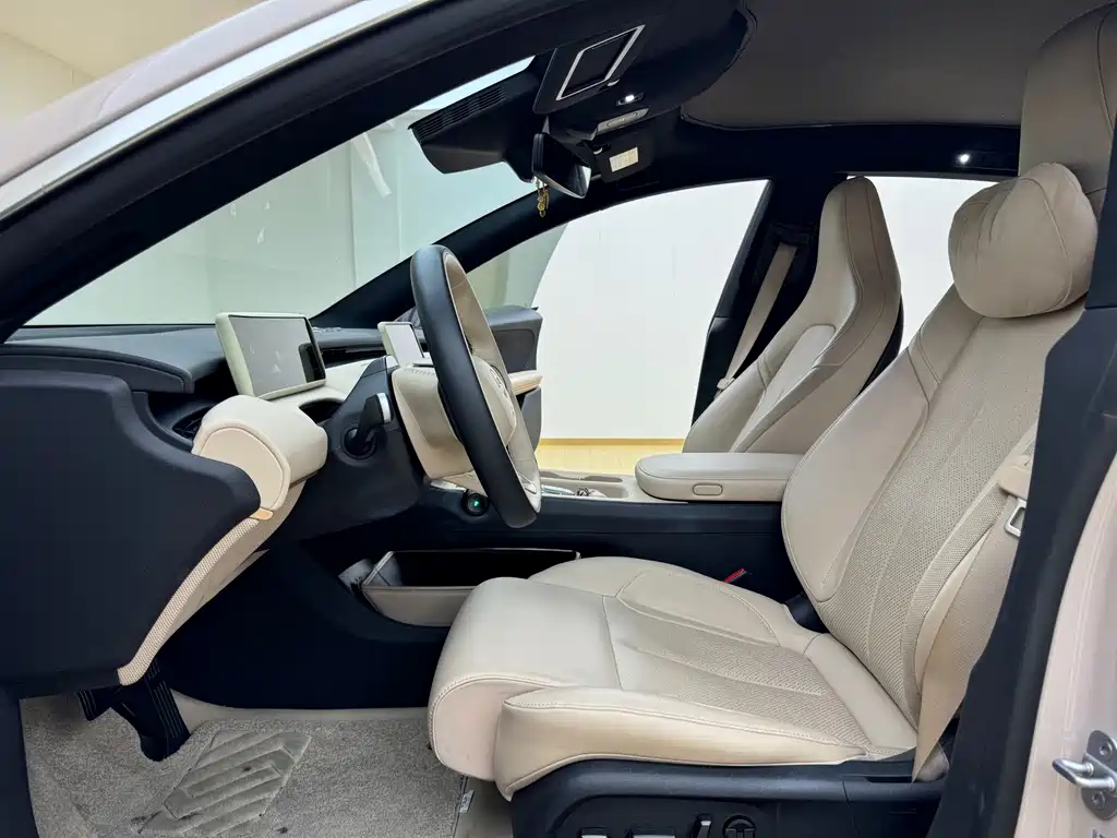 NIO ET5 — миниатюра 9
