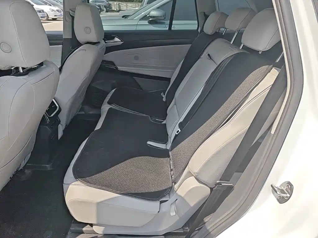 Volkswagen ID.6 X — миниатюра 17