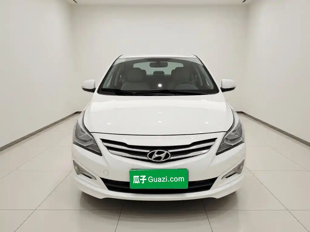 Hyundai Verna — миниатюра 2