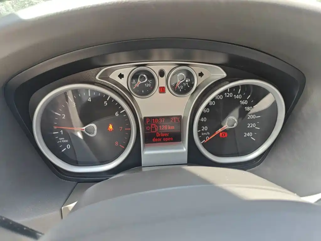 Ford Focus — миниатюра 12