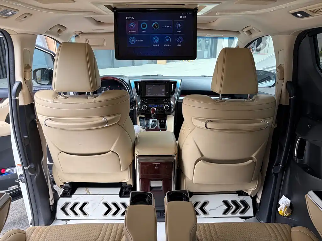 Toyota Alphard 2018 3.5L Luxury