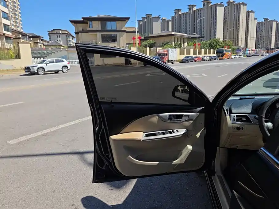 Buick Excelle — миниатюра 7