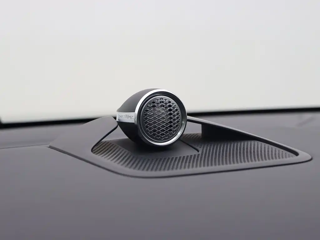 Volvo EM90 — миниатюра 25