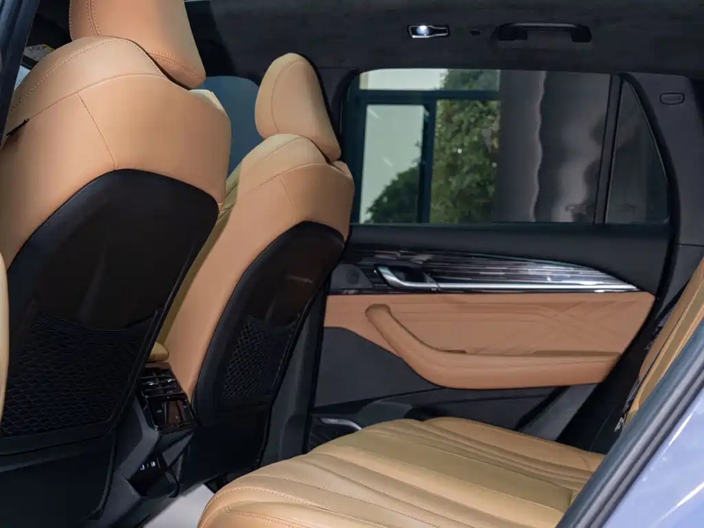 Geely Xingyue L EREV — миниатюра 12