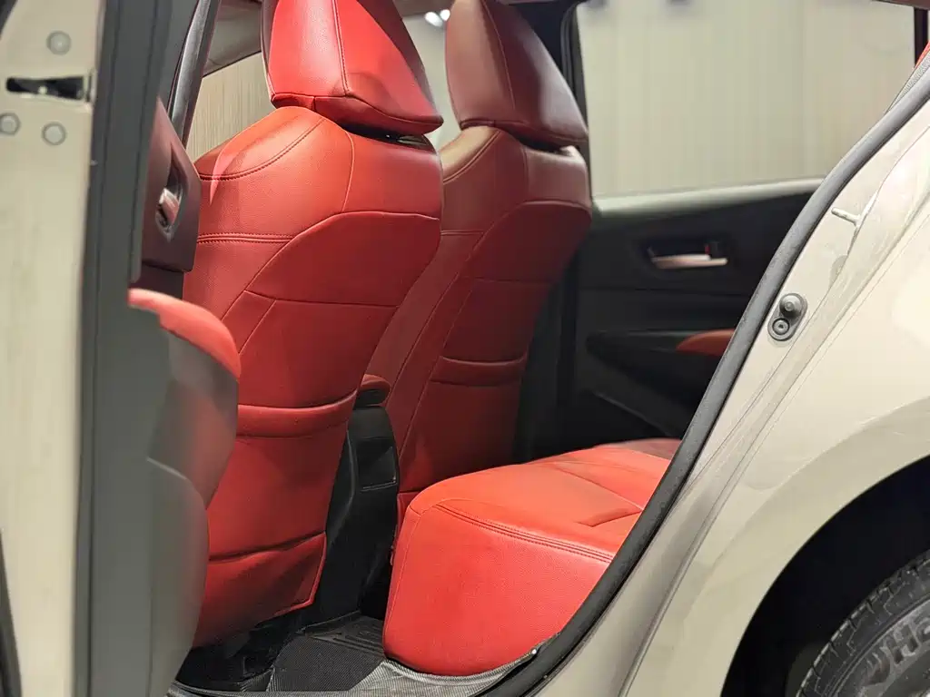 Toyota Corolla — миниатюра 5