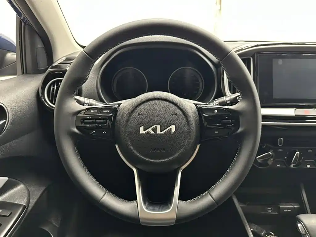 Kia KX1 — миниатюра 9