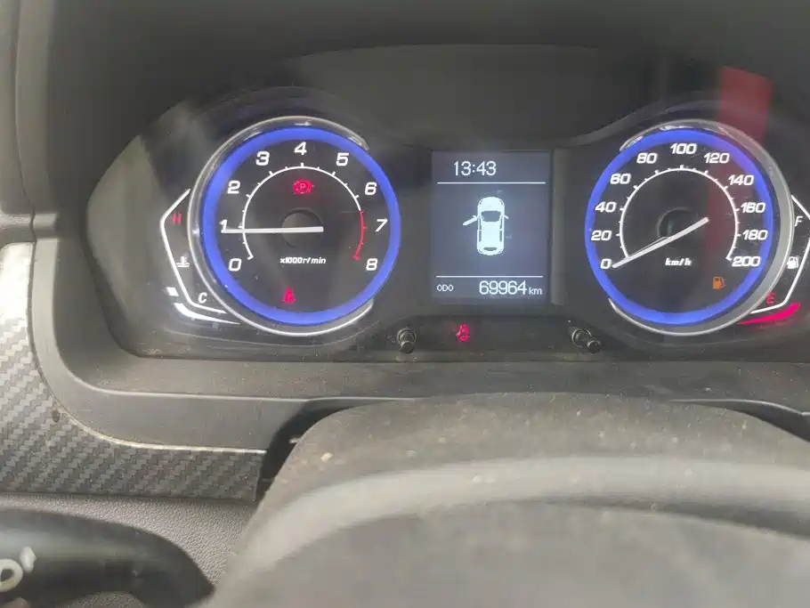 BAIC Senova X25 — миниатюра 13
