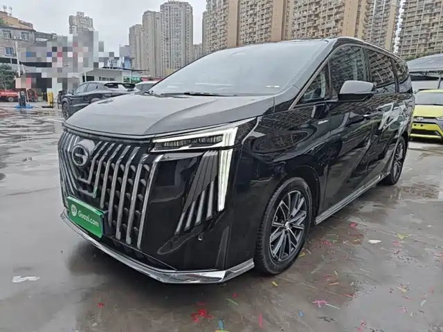 GAC Trumpchi M8