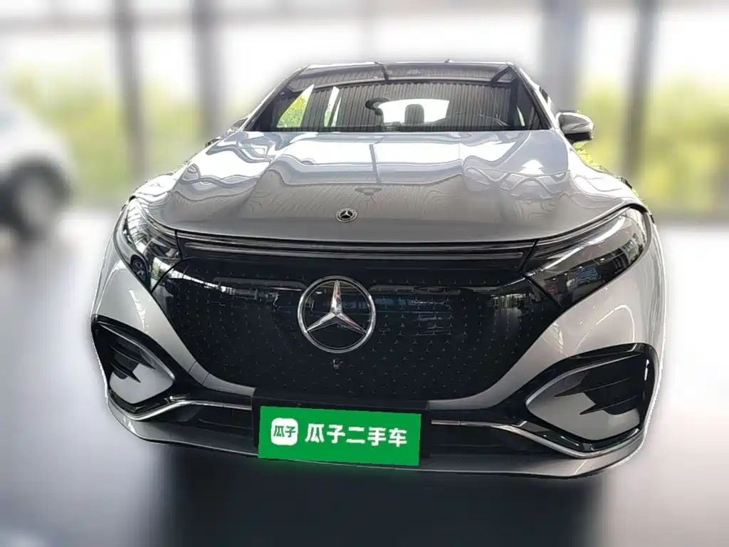 Mercedes-Benz EQS SUV — миниатюра 5