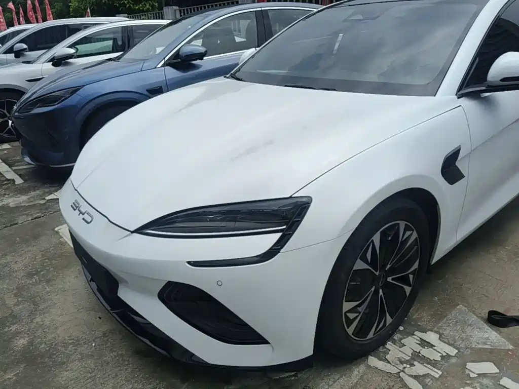 BYD Seal — миниатюра 2