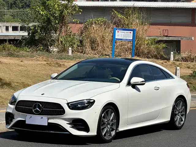 MERCEDES-BENZ E CLASS