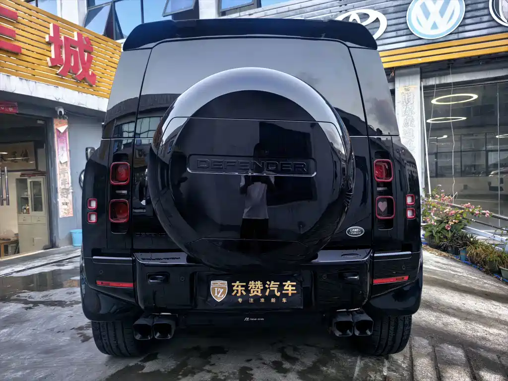 Land Rover Defender — миниатюра 5