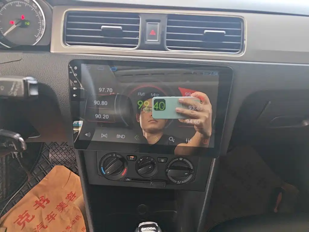Skoda Rapid Spaceback — миниатюра 13