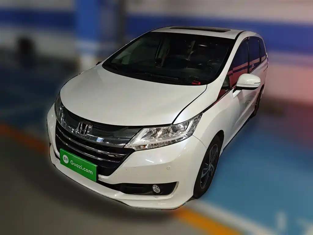 Honda Odyssey 2015 2.4L Luxury