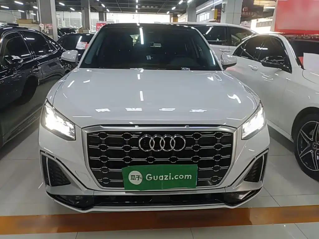 Audi Q2L — миниатюра 3