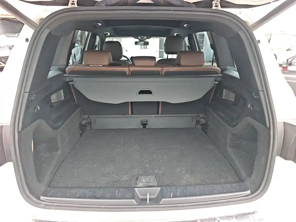 Mercedes-Benz GLB — миниатюра 19