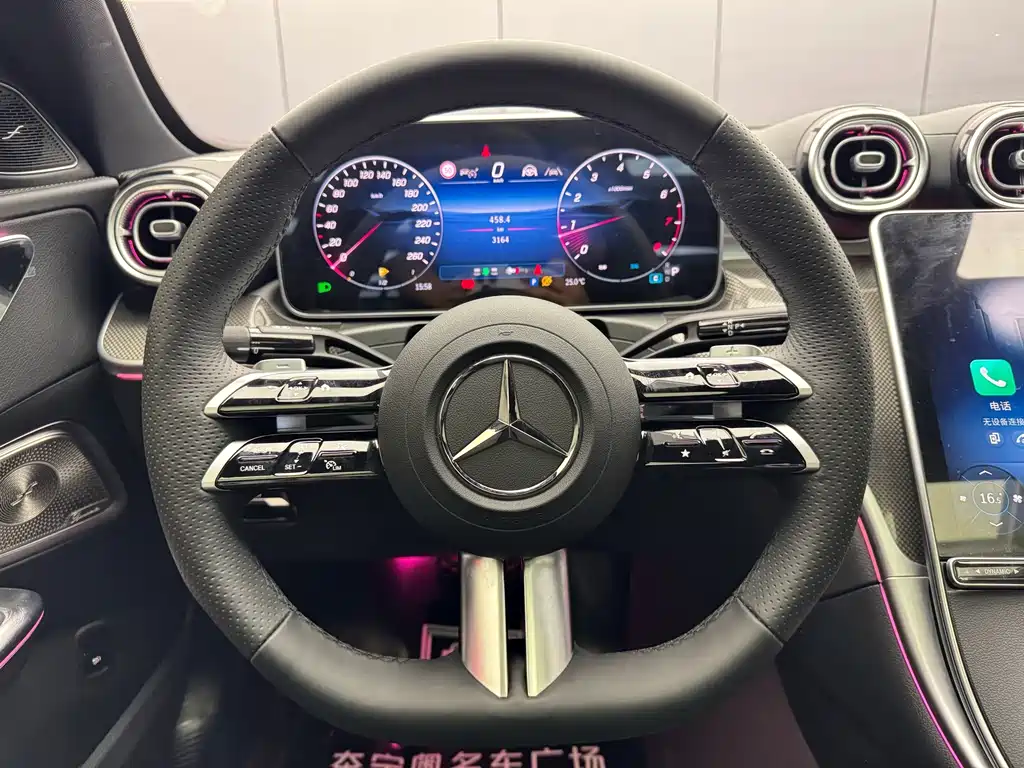 Mercedes-Benz C-Class — миниатюра 6