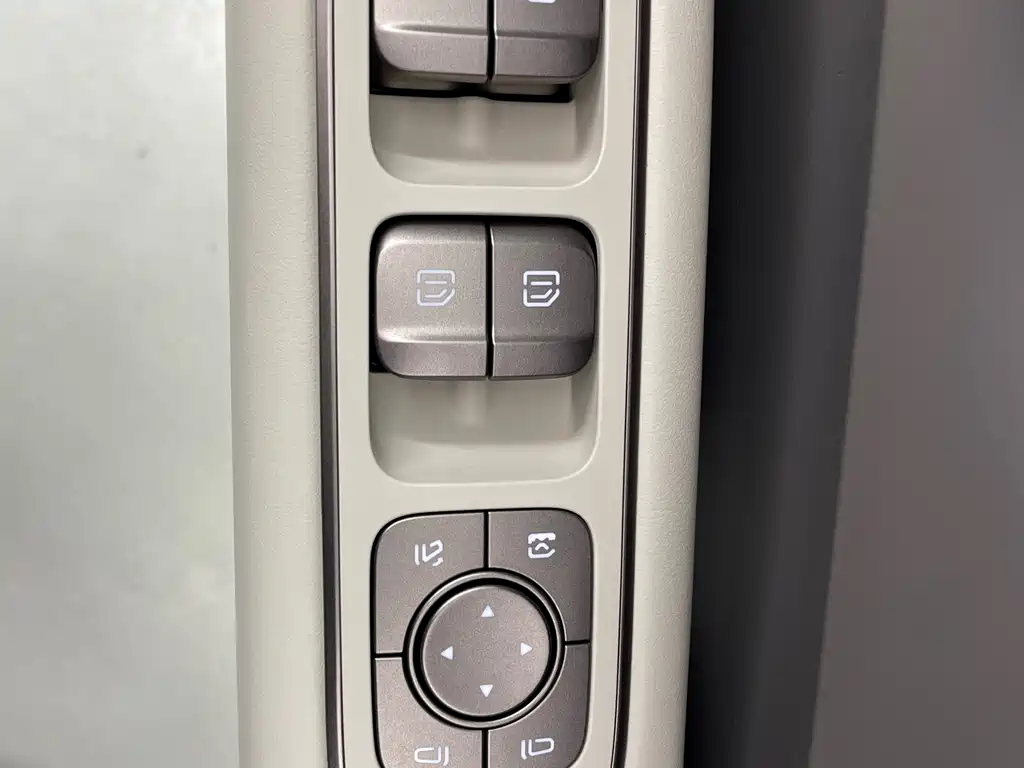 Li Auto Li i6 — миниатюра 10