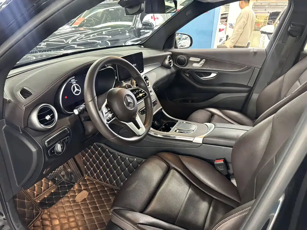 Mercedes-Benz GLC 2020 GLC 300 L 4MATIC