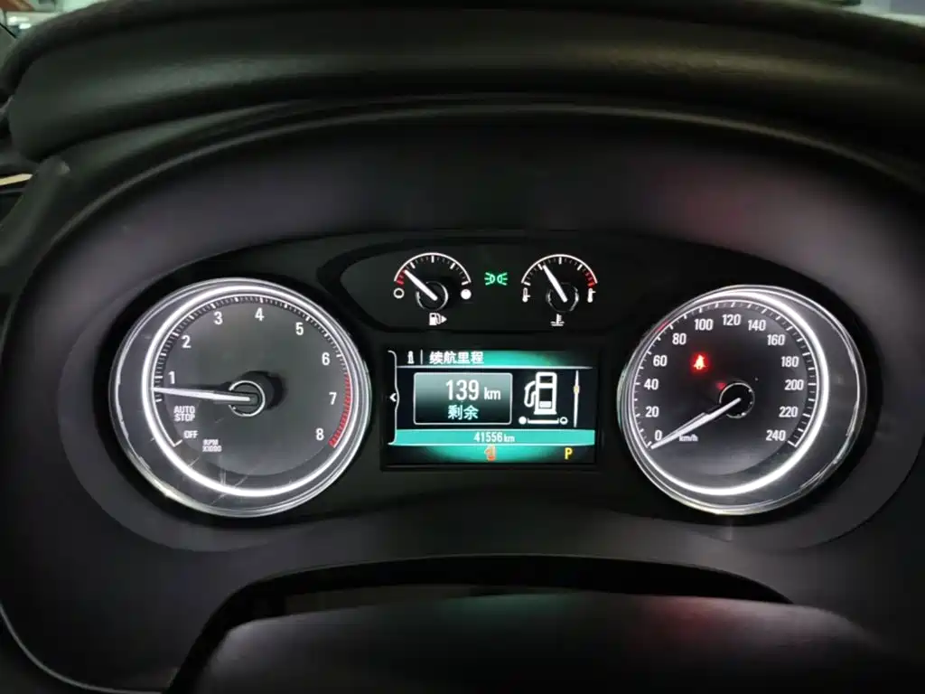 Buick LaCrosse — миниатюра 12