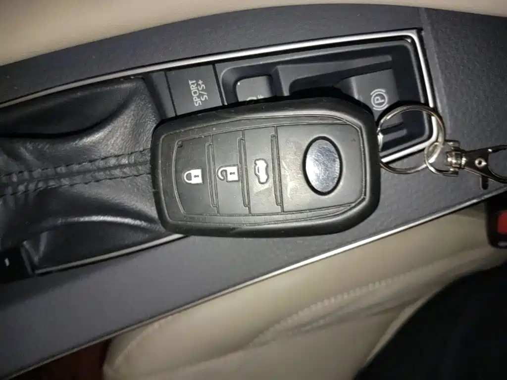 Toyota Avalon — миниатюра 9