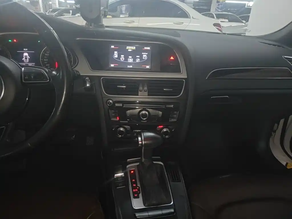 Audi A4L — миниатюра 13