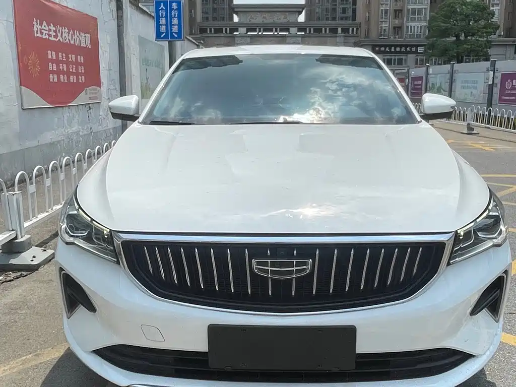 Geely Emgrand — миниатюра 2