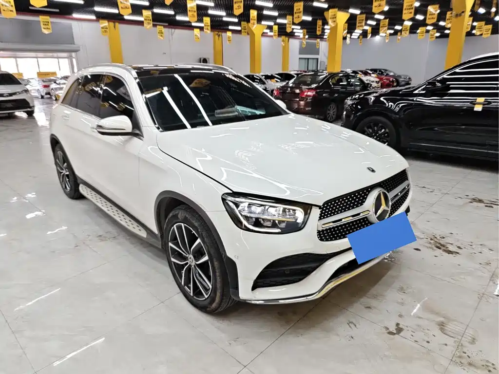 MERCEDES-BENZ GLC