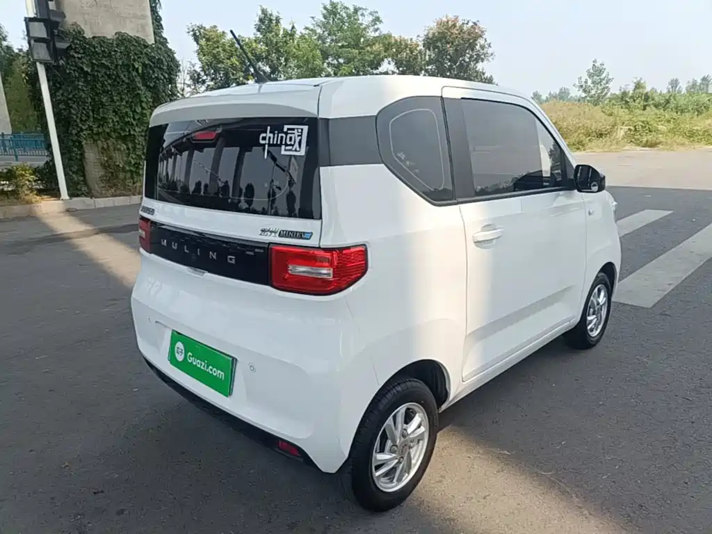 Wuling MINIEV — миниатюра 7