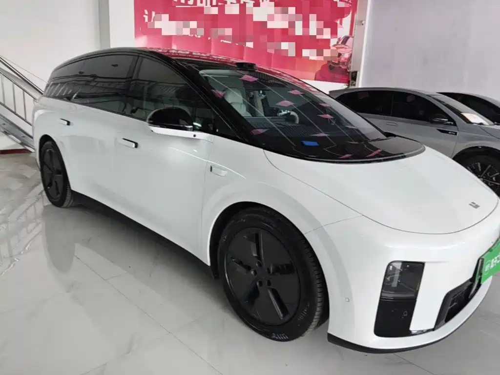 Li Auto Li i8 — миниатюра 4
