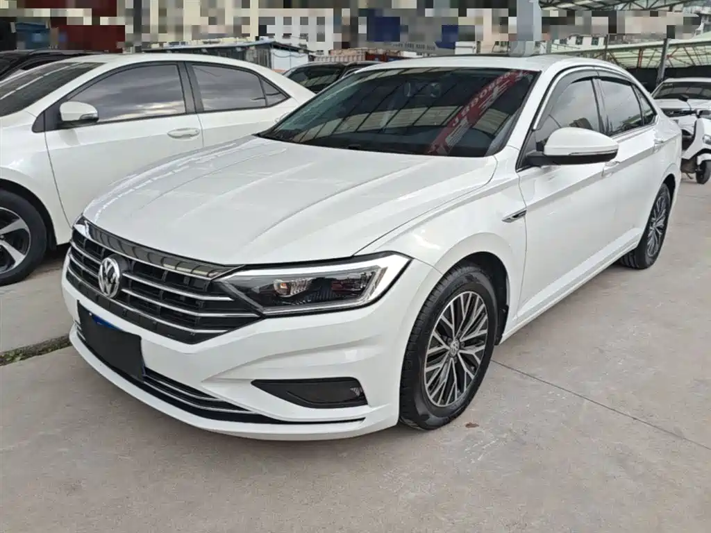 Volkswagen Sagitar 2020