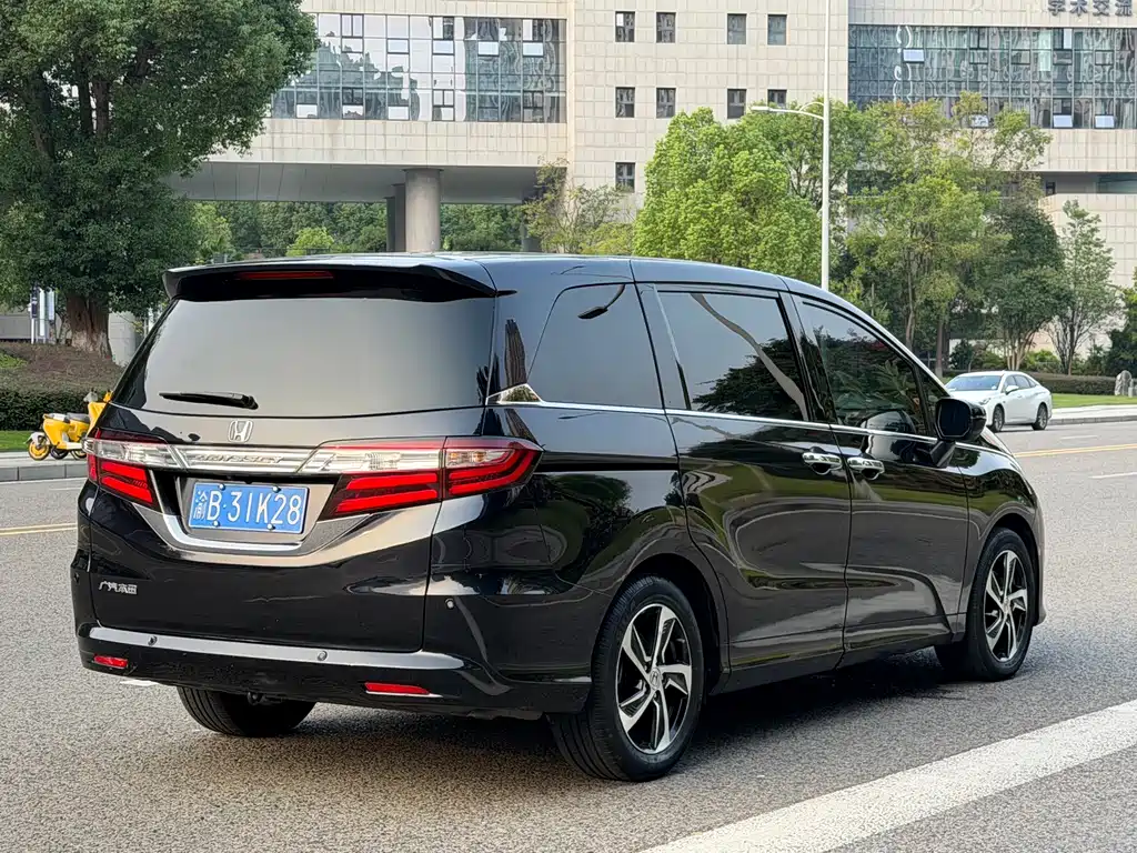 Honda Odyssey — миниатюра 6