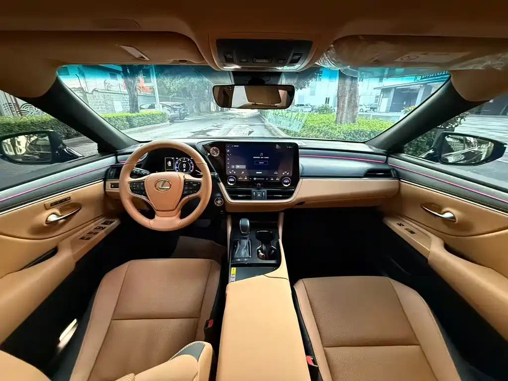 Lexus ES — миниатюра 7