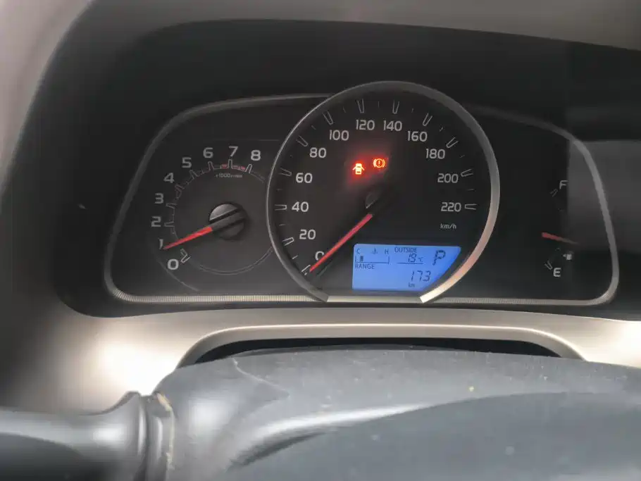 Toyota RAV4 — миниатюра 14