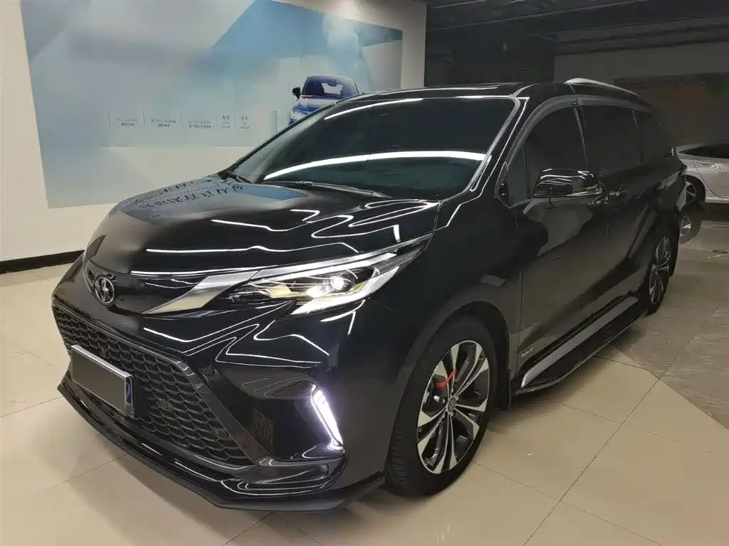 Toyota Granvia 2024