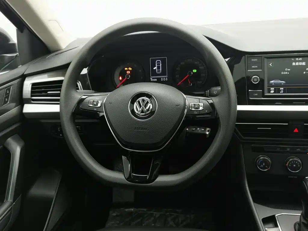 Volkswagen Lavida — миниатюра 11