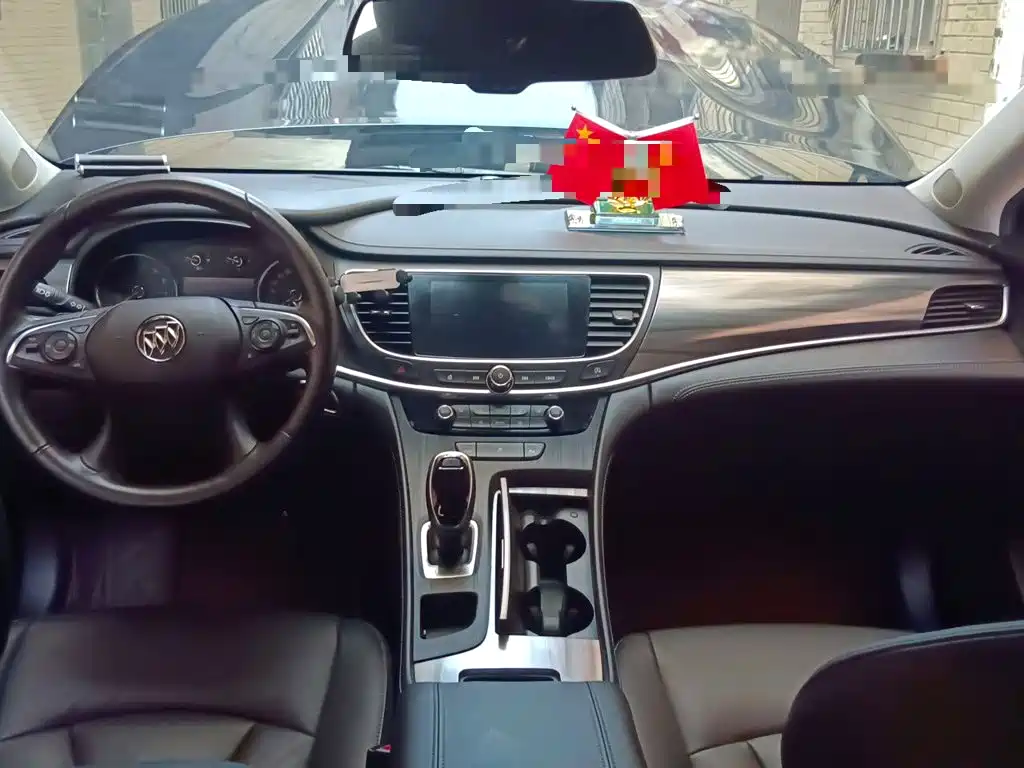 Buick LaCrosse — миниатюра 5