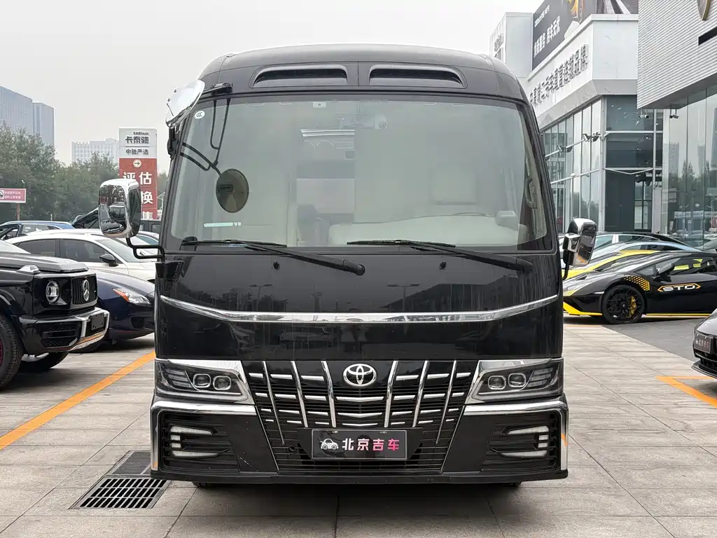 Toyota Coaster 2024 4.0L MT