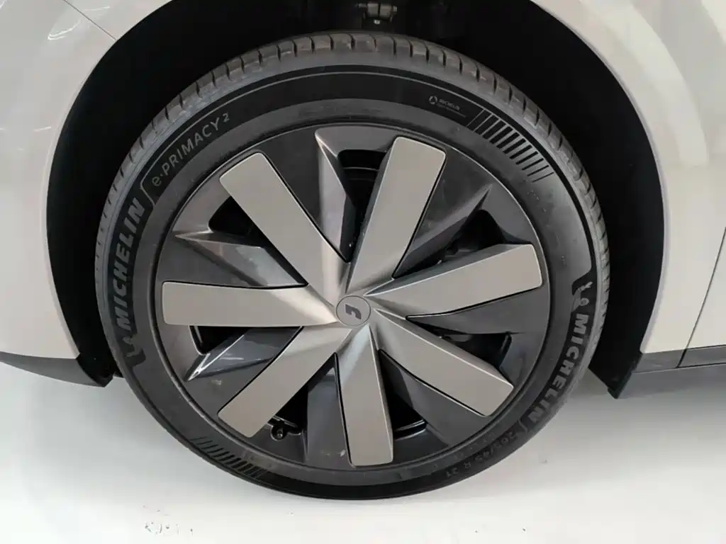Li Auto Li i8 — миниатюра 23
