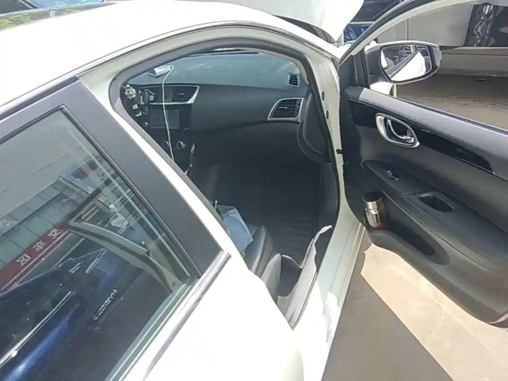 Nissan Sylphy — миниатюра 9
