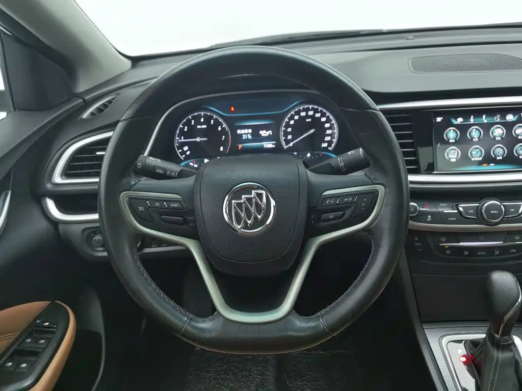 Buick Excelle — миниатюра 11