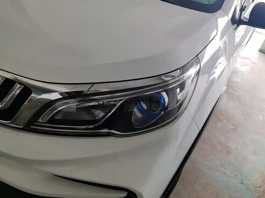 Geely Vision X3 — миниатюра 5