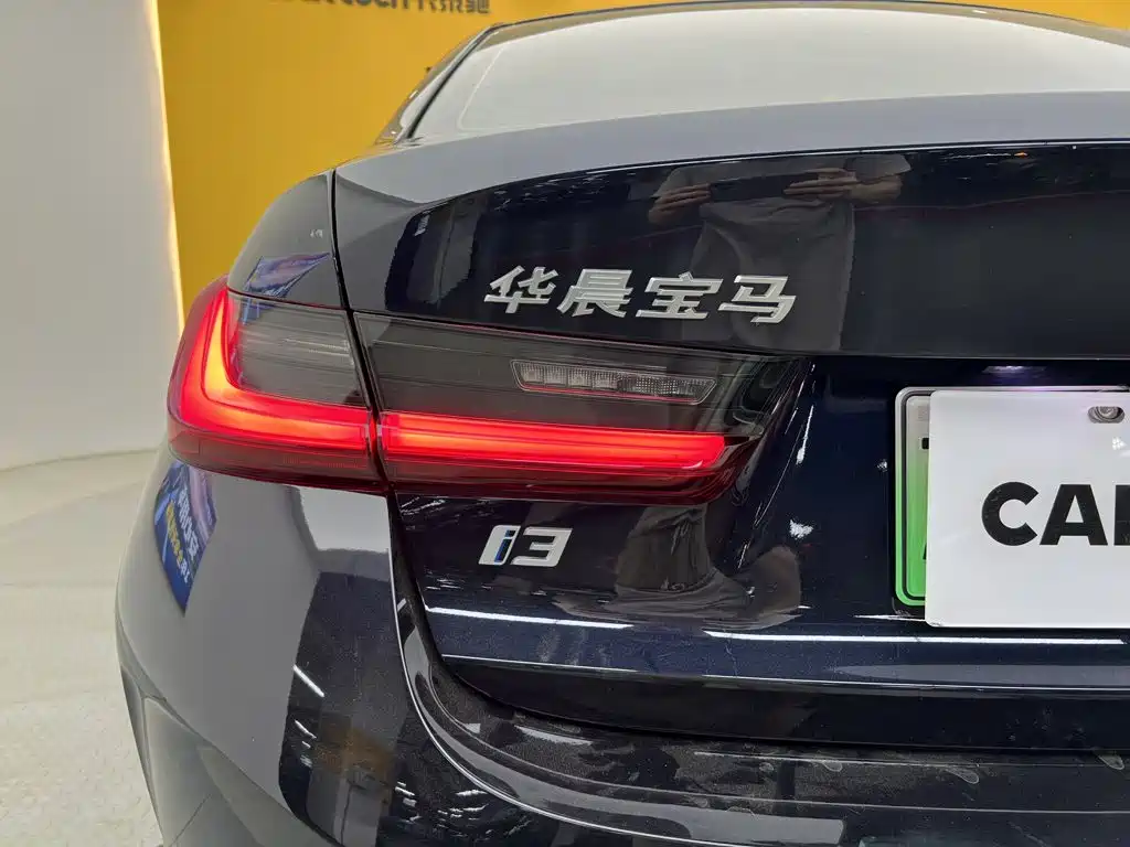 BMW i3 — миниатюра 9