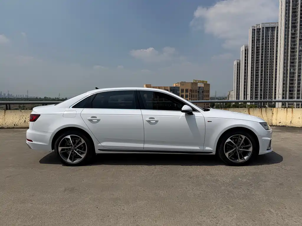 Audi A4L — миниатюра 12