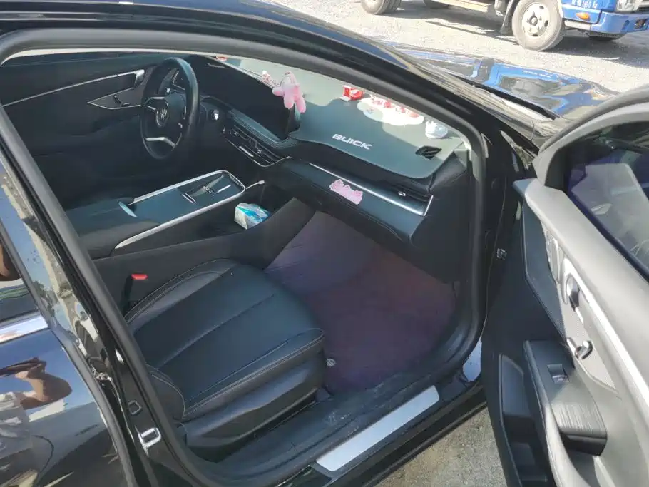 Buick LaCrosse — миниатюра 8