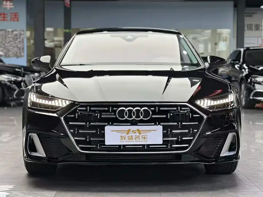 Audi A7L 2024 45TFSI quattro S-line