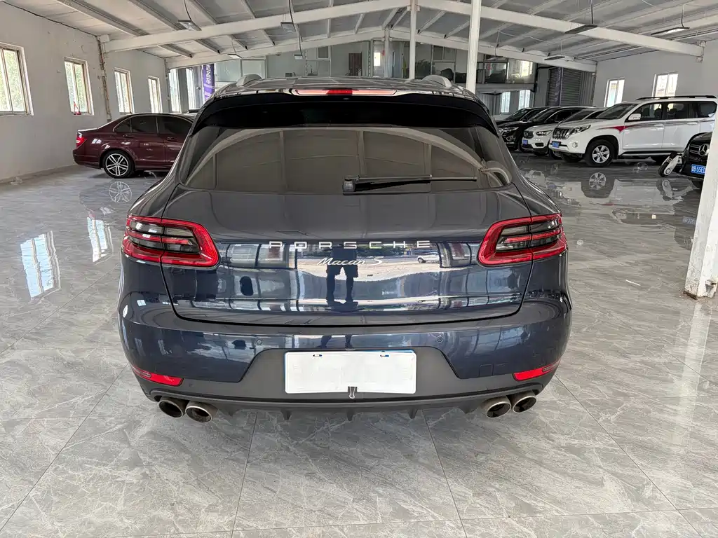 Porsche Macan — миниатюра 5