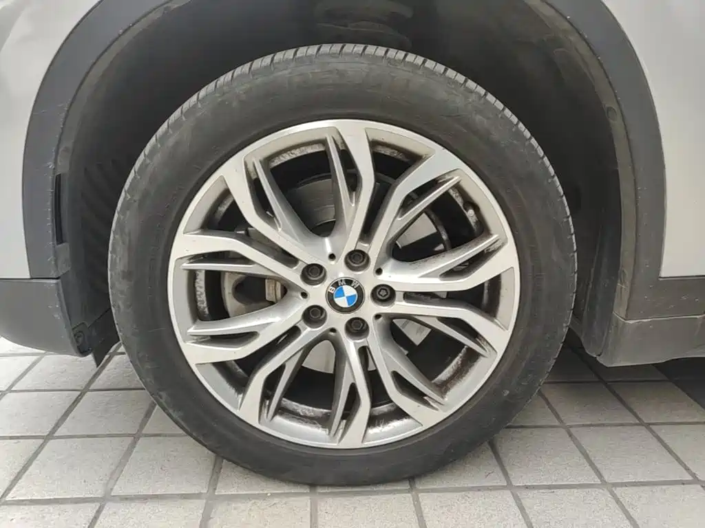 BMW X1 — миниатюра 23