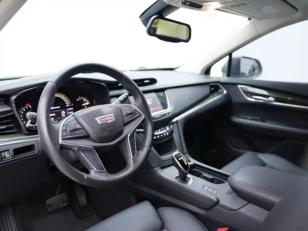 Cadillac XT5 — миниатюра 5